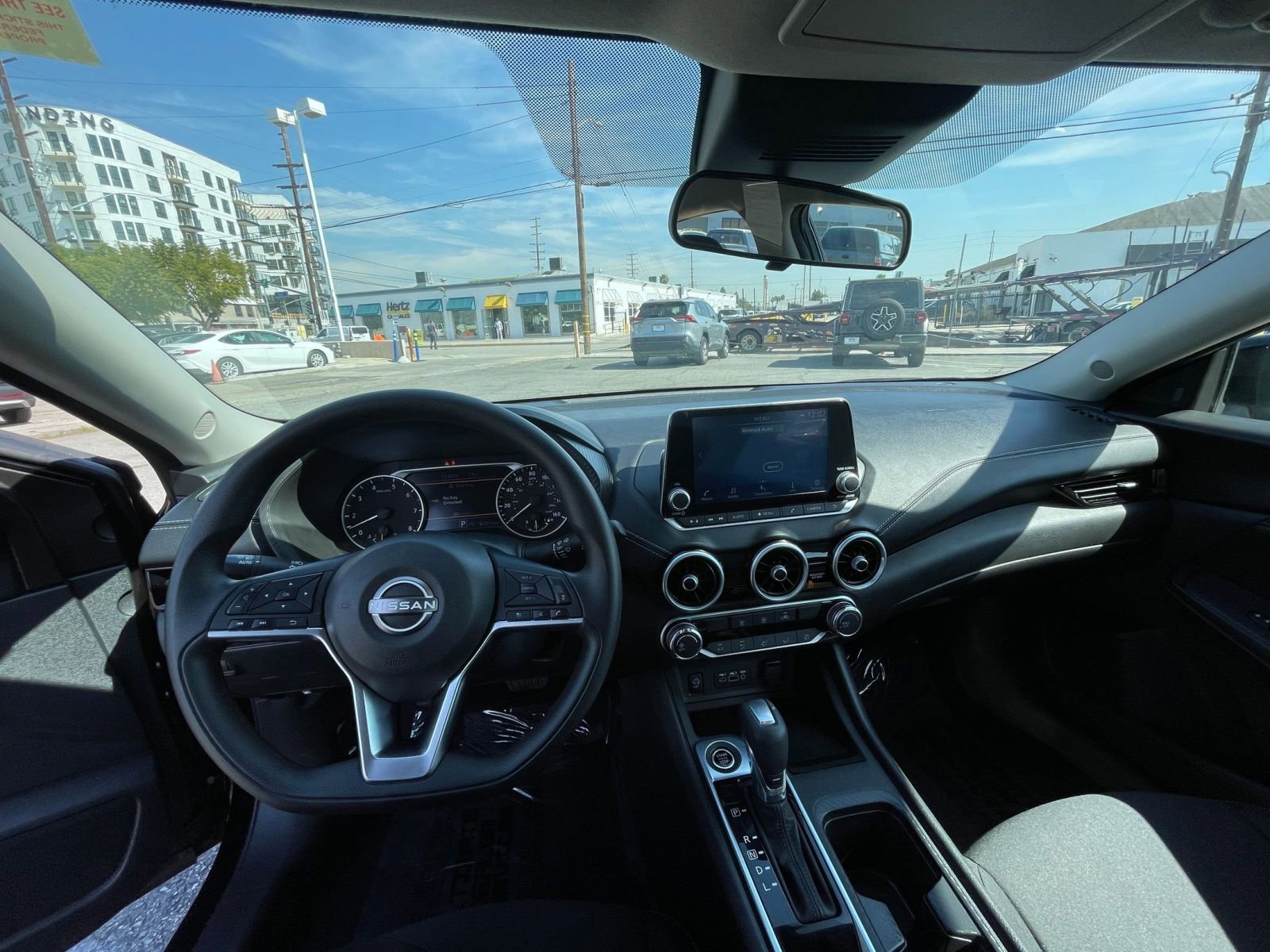 Thumbnail: 2025 Nissan Sentra - 33