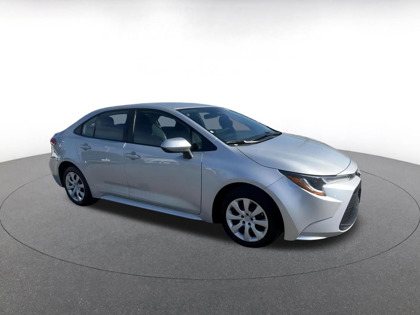 Thumbnail: 2025 Toyota Corolla - 2