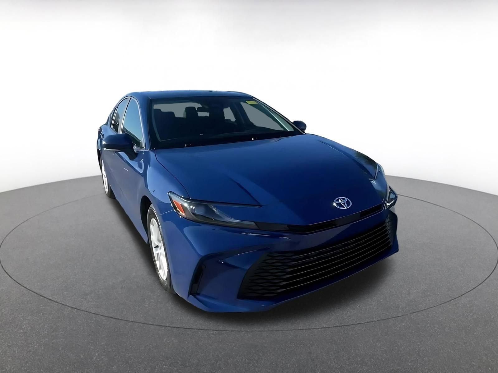 Thumbnail: 2025 Toyota Camry - 3