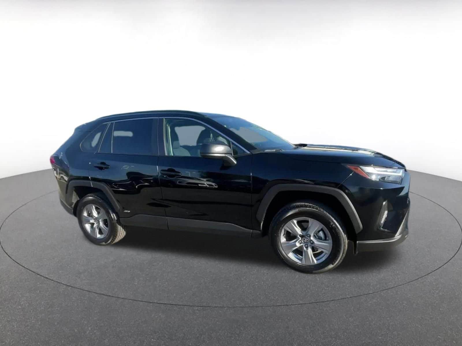 Thumbnail: 2025 Toyota RAV4 - 2