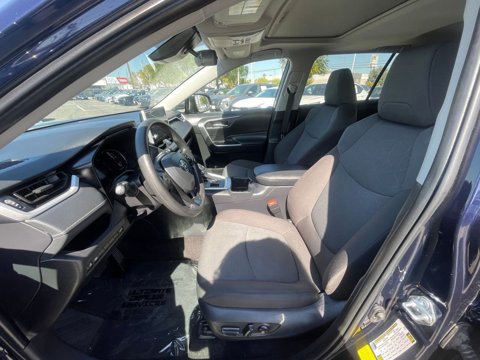 Thumbnail: 2025 Toyota RAV4 - 29