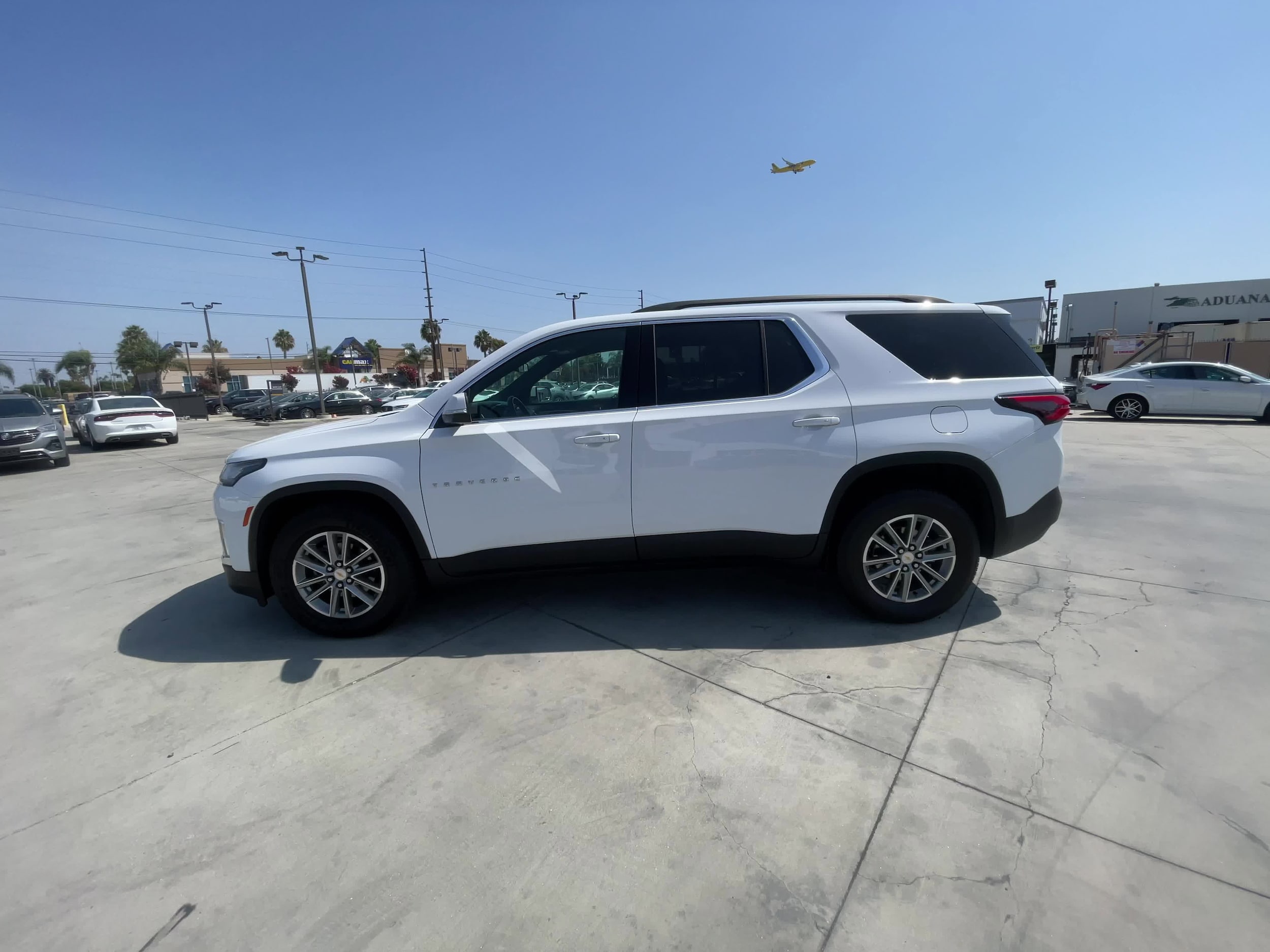 2023 Chevrolet Traverse LT 12