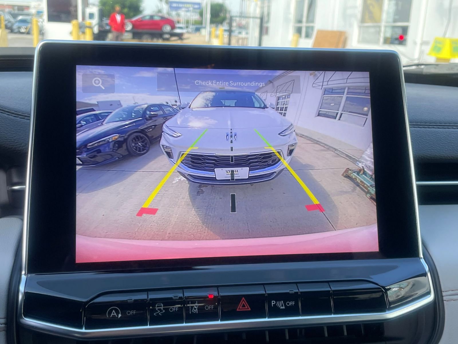 Thumbnail: 2025 Jeep Compass - 17