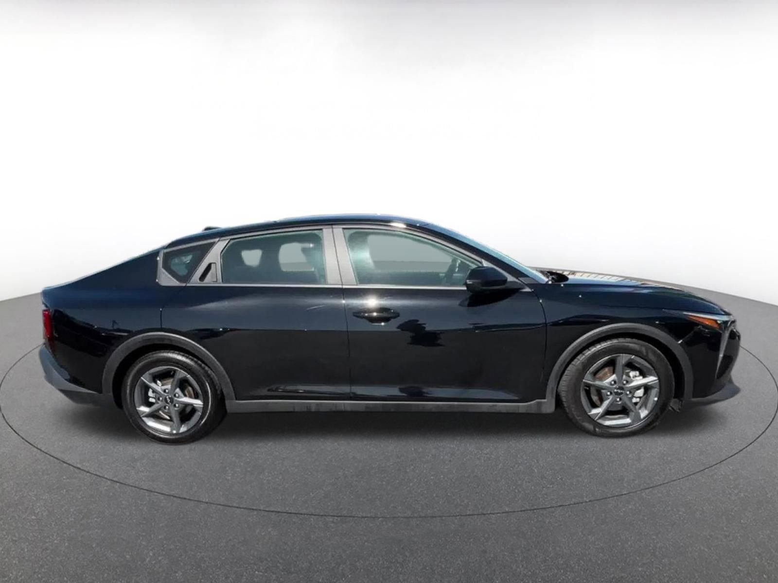 Thumbnail: 2025 Kia K4 - 14