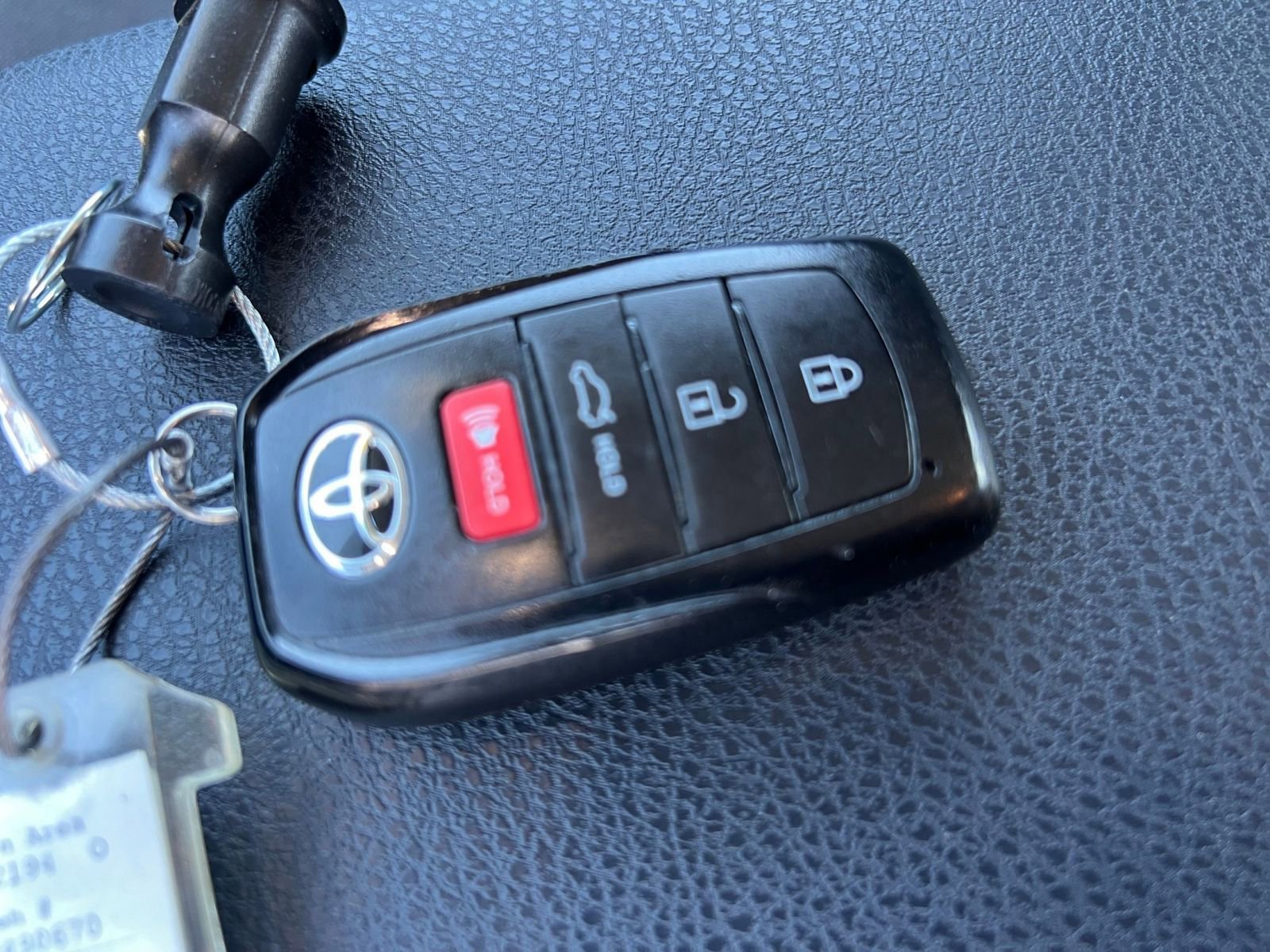 Thumbnail: 2025 Toyota Camry - 28