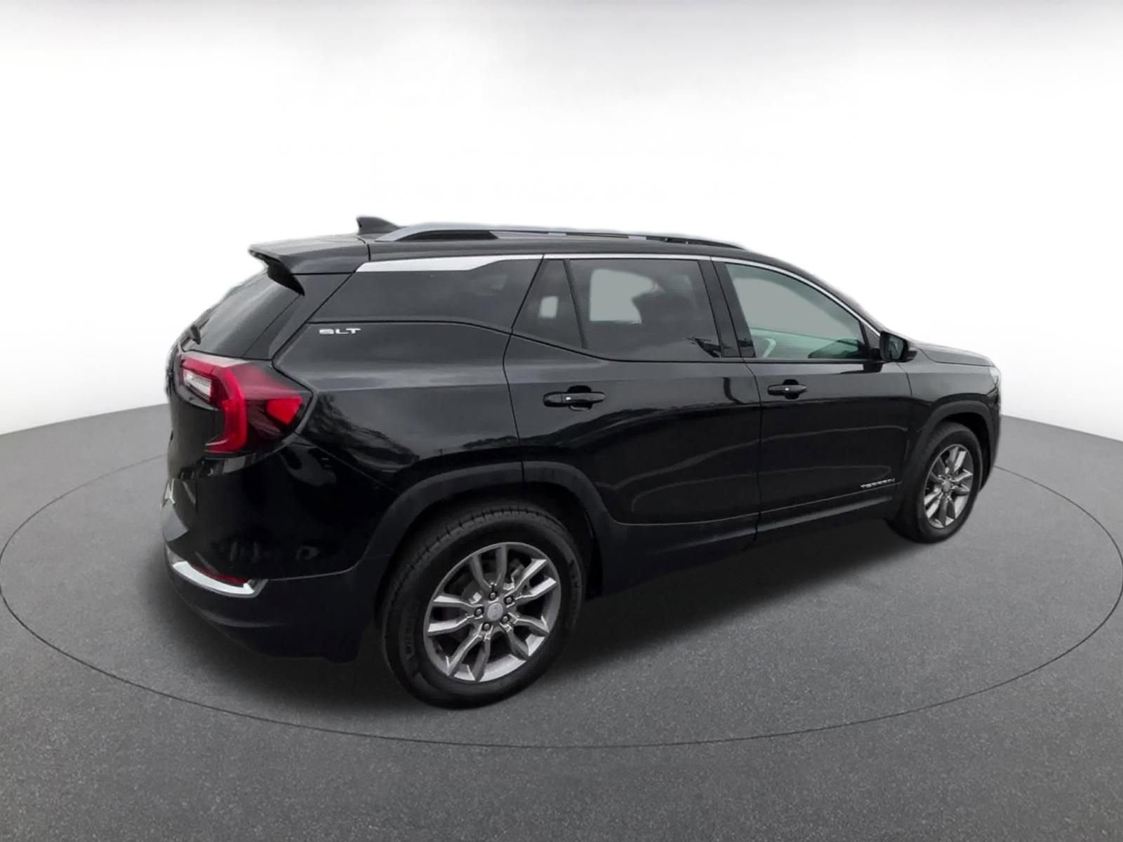 Thumbnail: 2024 GMC Terrain - 14