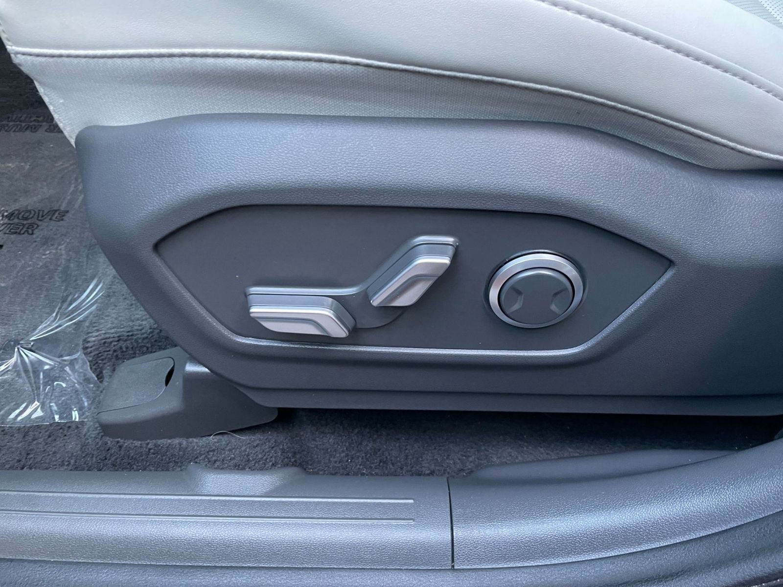 Thumbnail: 2025 Hyundai Santa Fe - 23