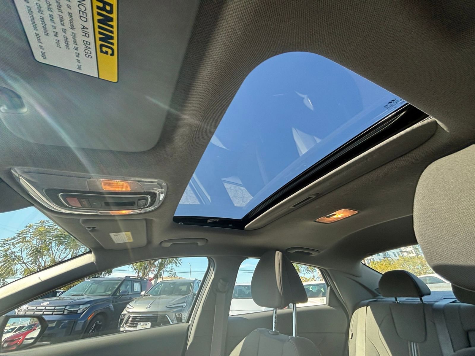 Thumbnail: 2025 Hyundai Elantra - 31