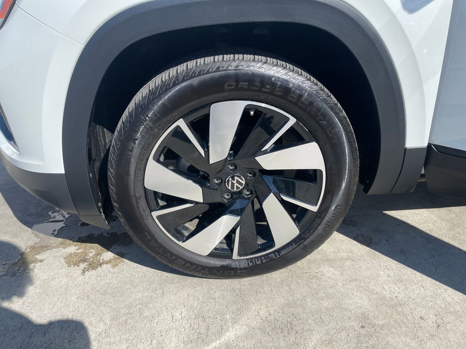 Thumbnail: 2025 Volkswagen Atlas - 30