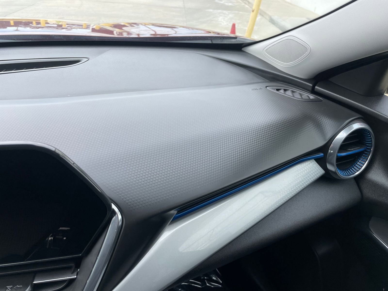 Thumbnail: 2025 Chevrolet Trax - 35