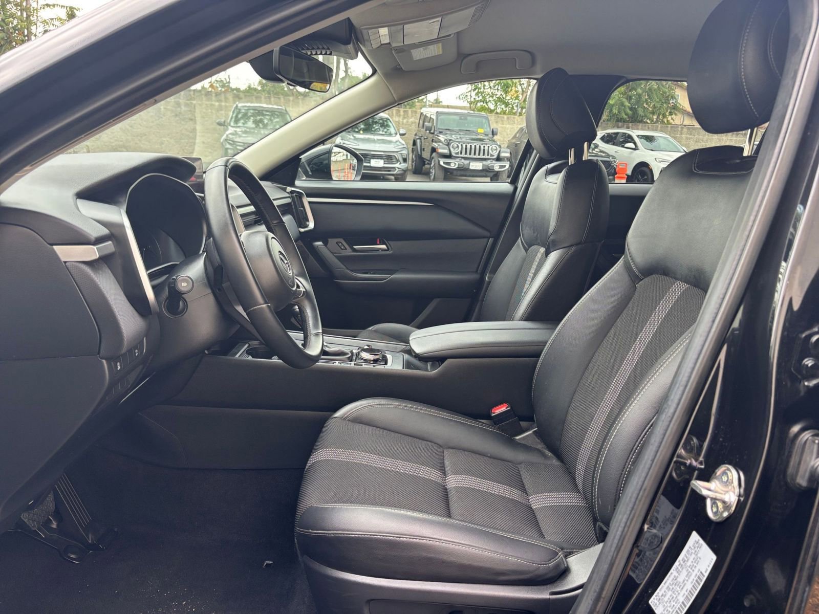 Thumbnail: 2025 Mazda CX-50 - 27