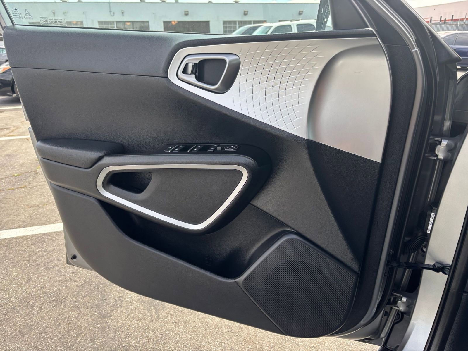 Thumbnail: 2025 Kia Soul - 18