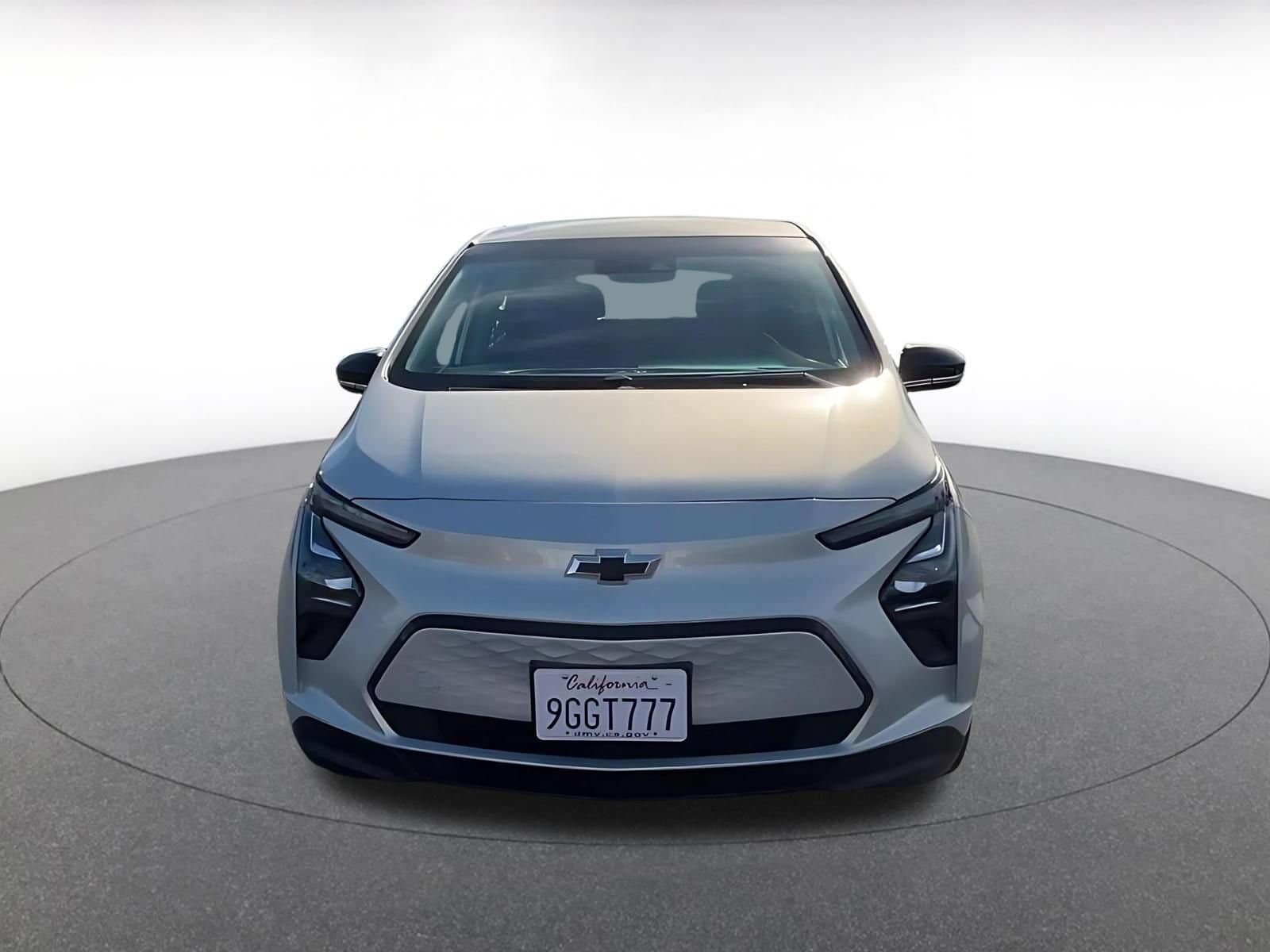 Thumbnail: 2023 Chevrolet Bolt EV - 4