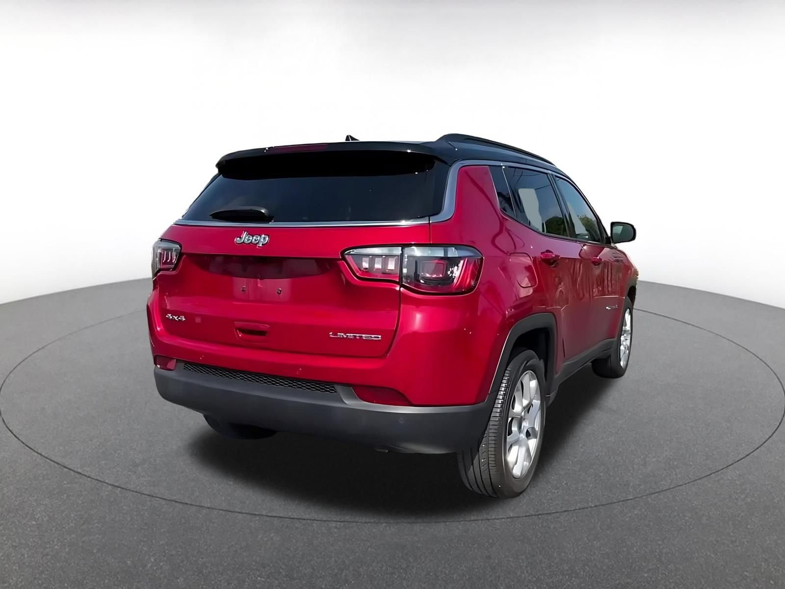 Thumbnail: 2025 Jeep Compass - 15