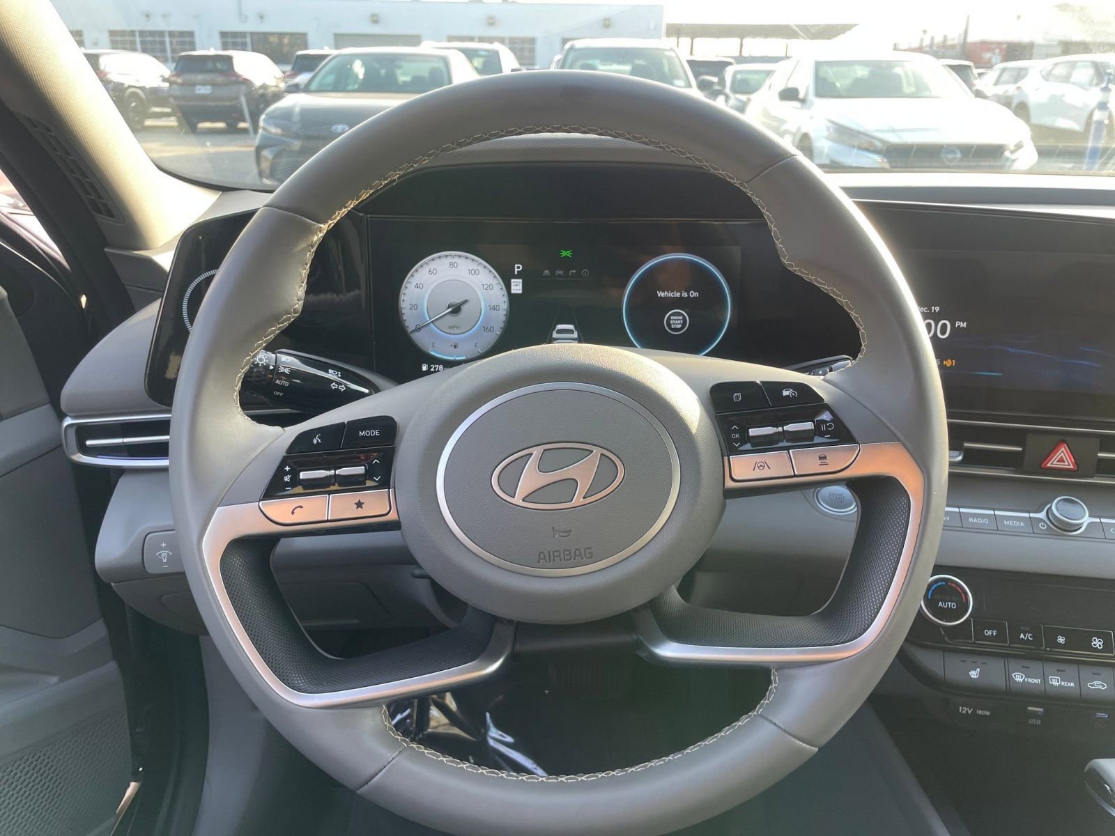 Thumbnail: 2025 Hyundai Elantra - 28