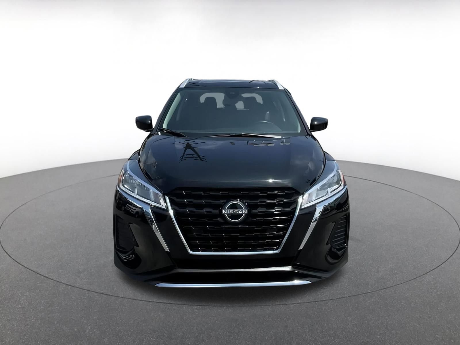 Thumbnail: 2024 Nissan Kicks - 5