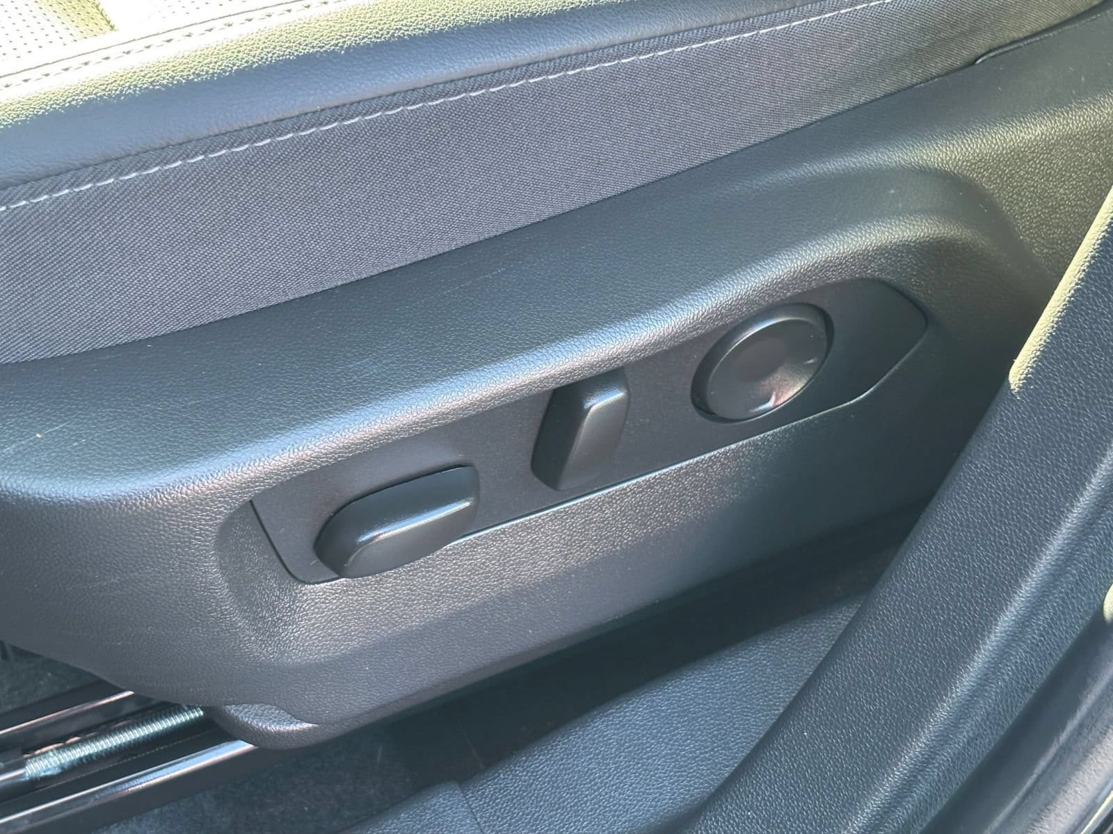 Thumbnail: 2024 Buick Envision - 21