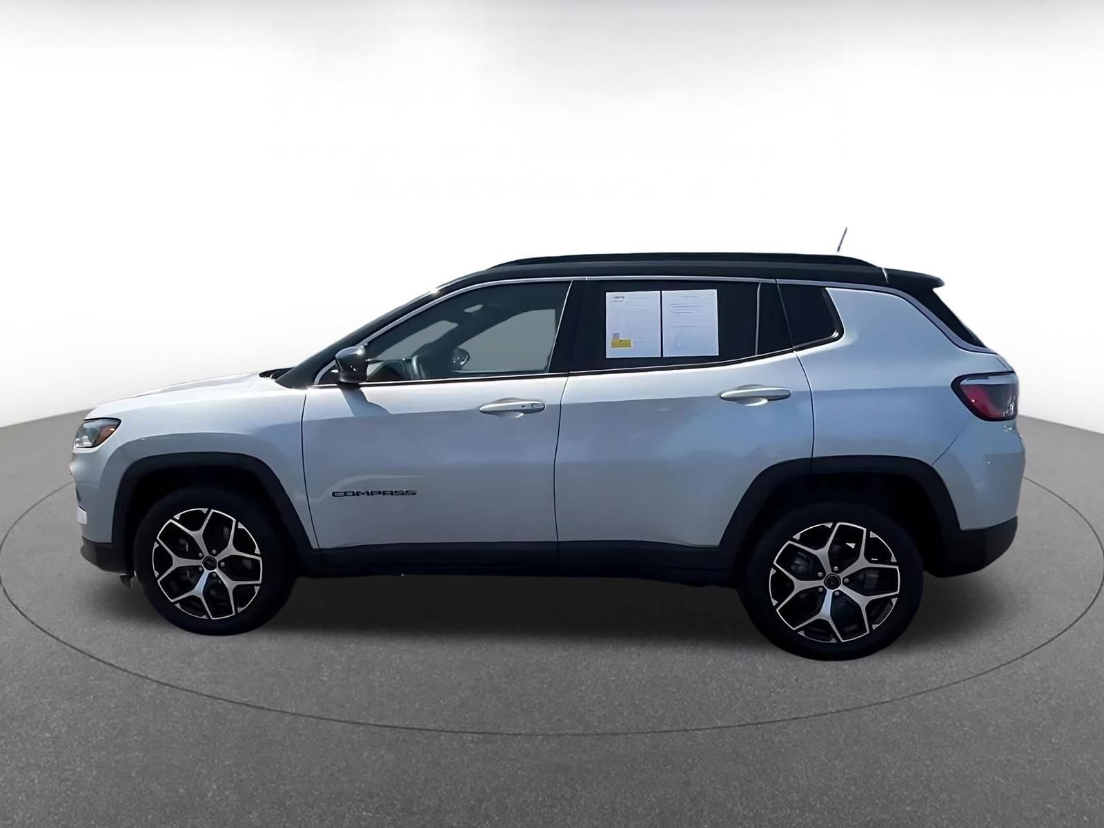 Thumbnail: 2025 Jeep Compass - 8