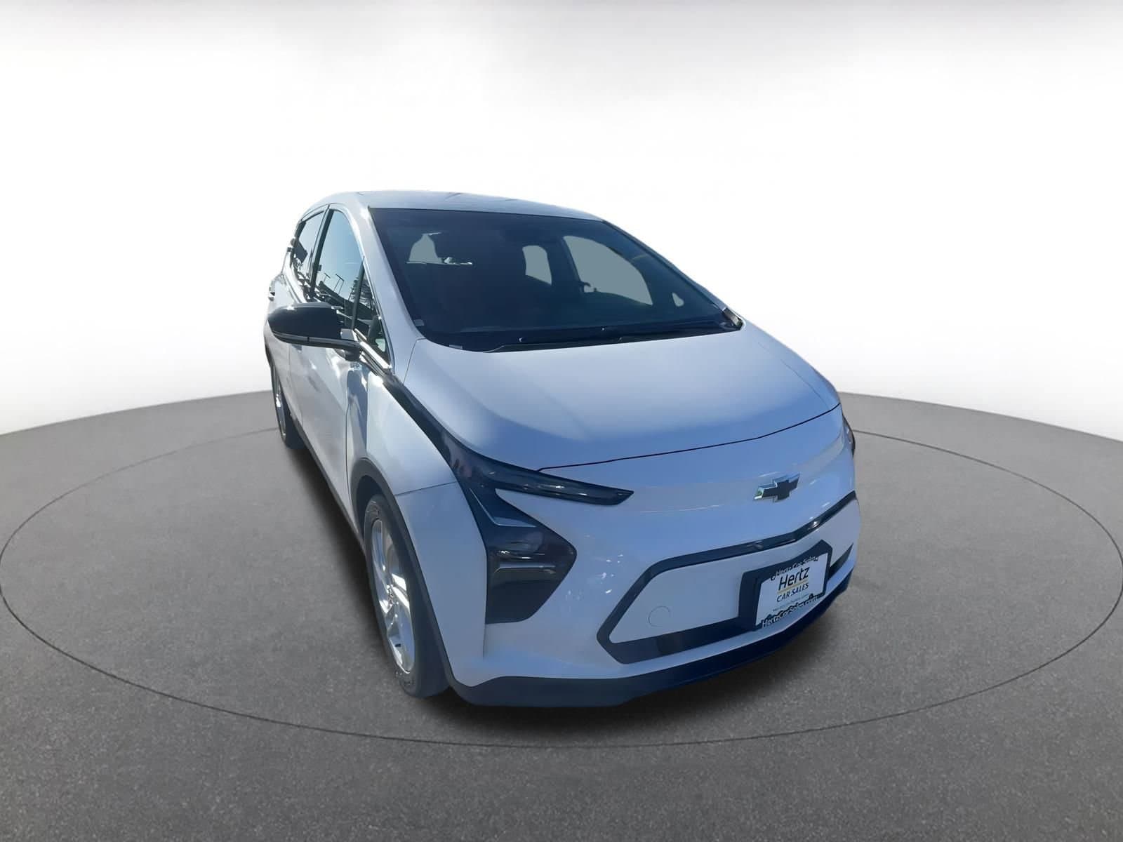 Thumbnail: 2023 Chevrolet Bolt EV - 3