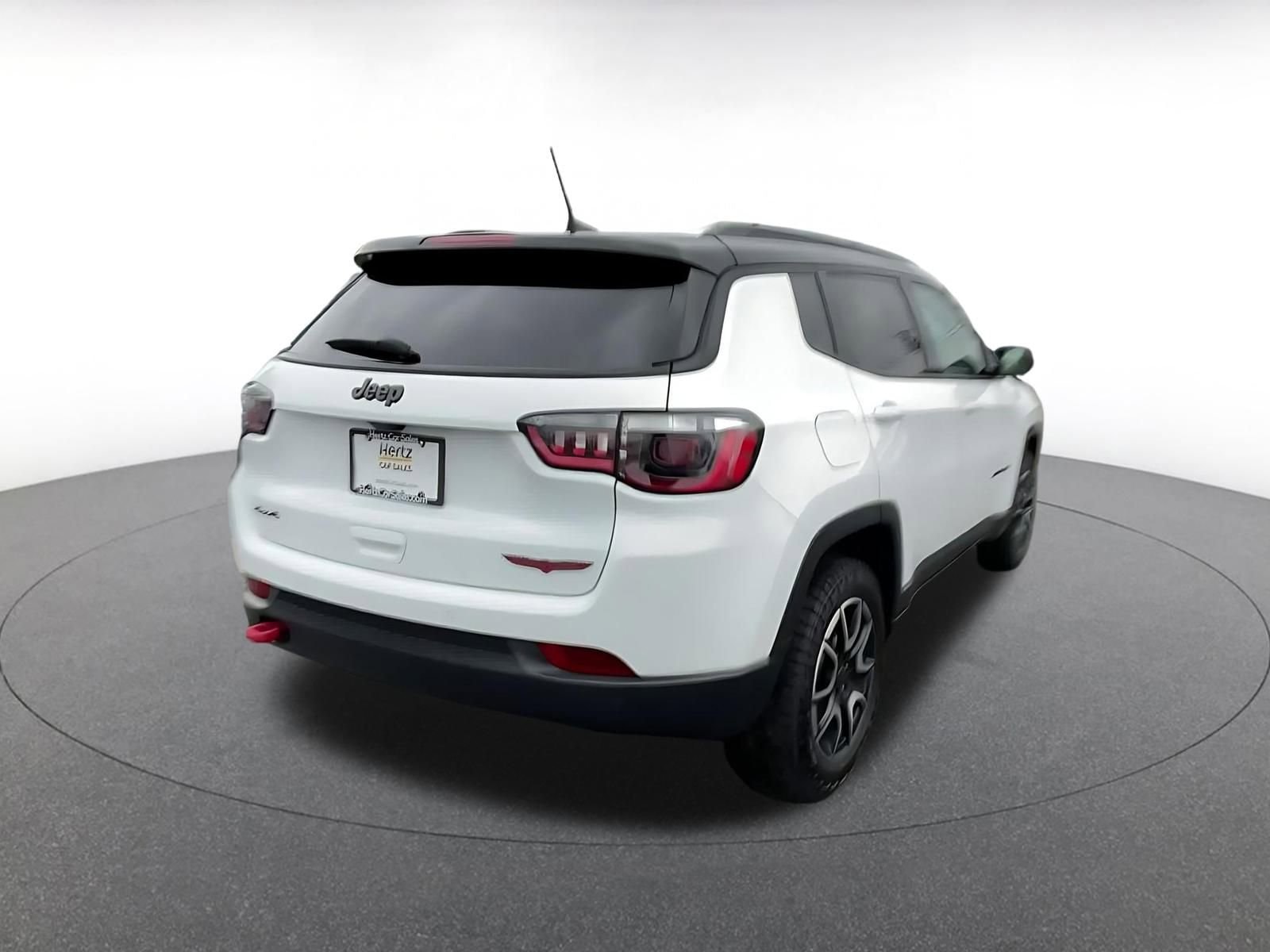 Thumbnail: 2025 Jeep Compass - 14