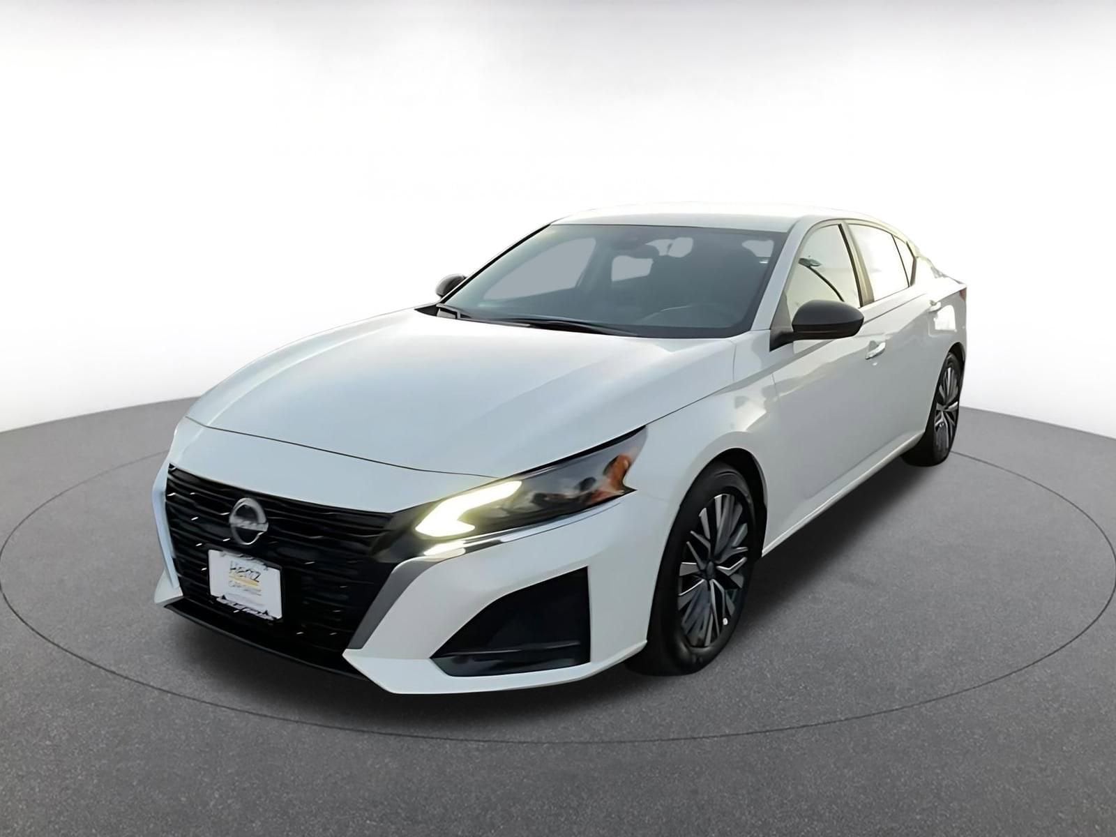 Thumbnail: 2025 Nissan Altima - 7