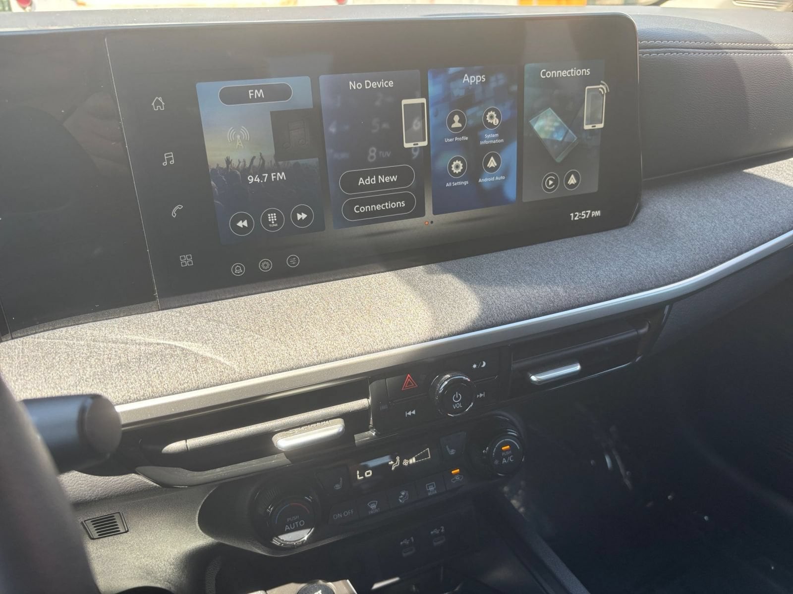 Thumbnail: 2026 Nissan Kicks - 16