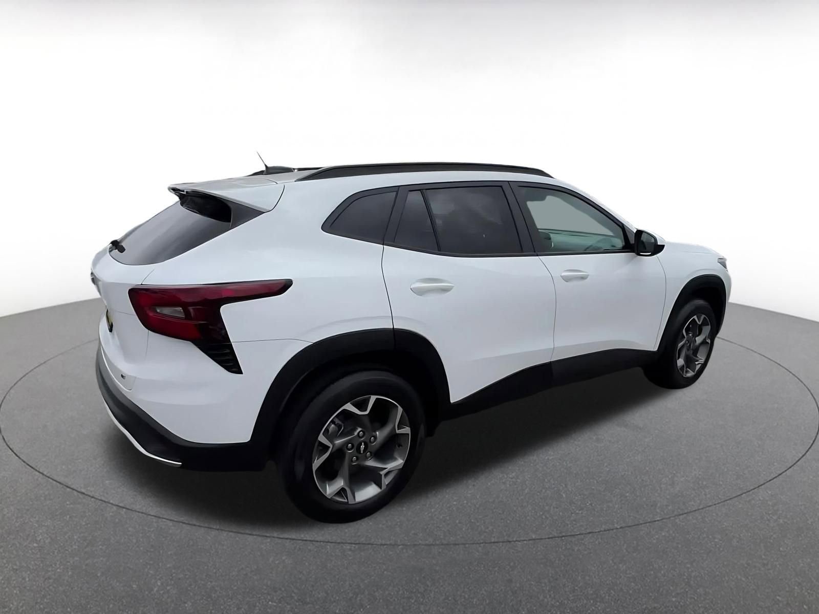 Thumbnail: 2025 Chevrolet Trax - 15