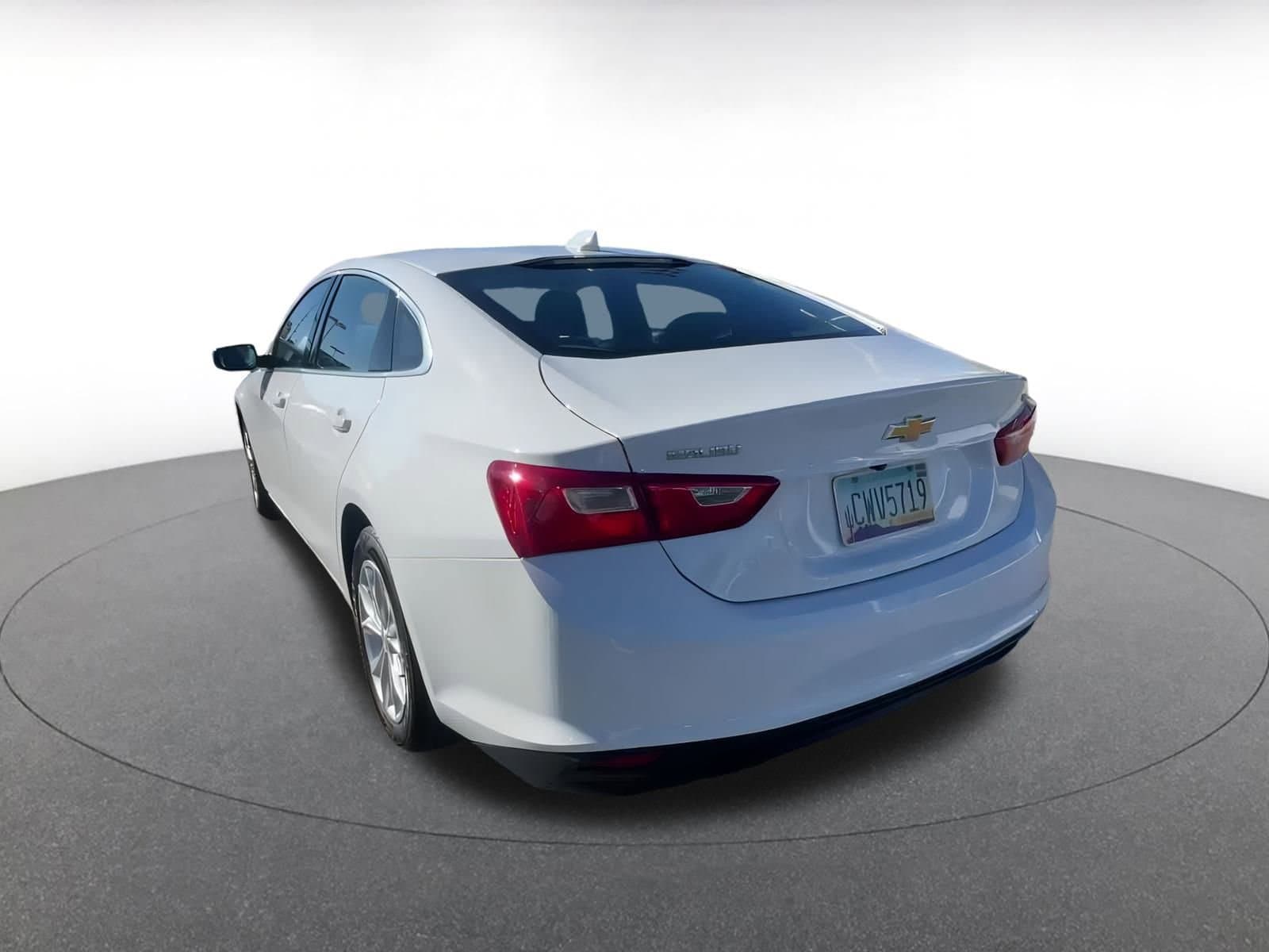 Thumbnail: 2023 Chevrolet Malibu - 11
