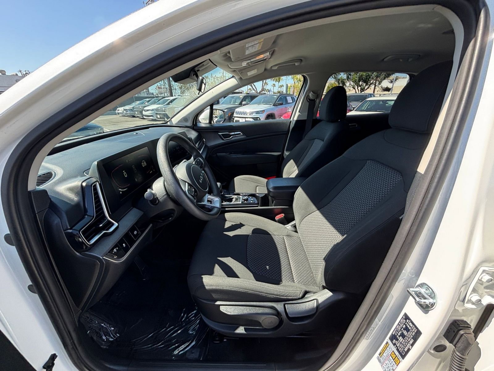 Thumbnail: 2025 Kia Sportage - 27