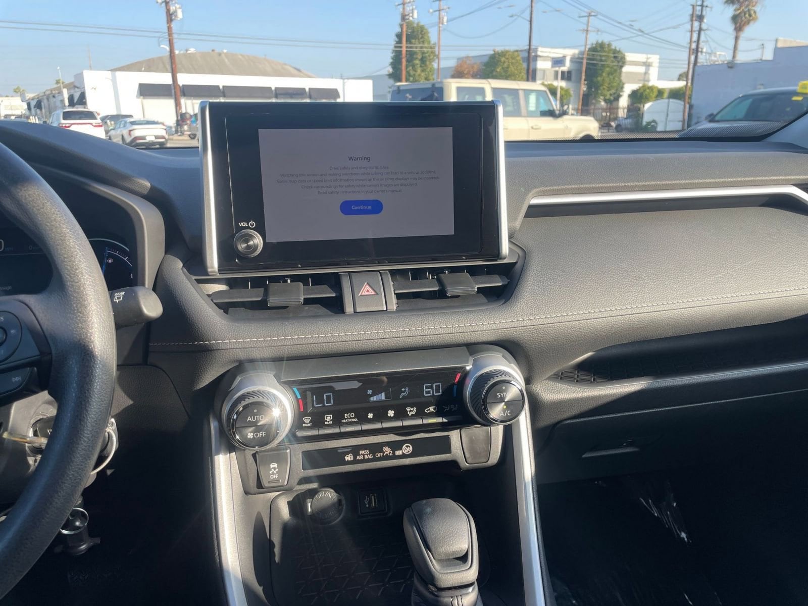 Thumbnail: 2025 Toyota RAV4 - 18