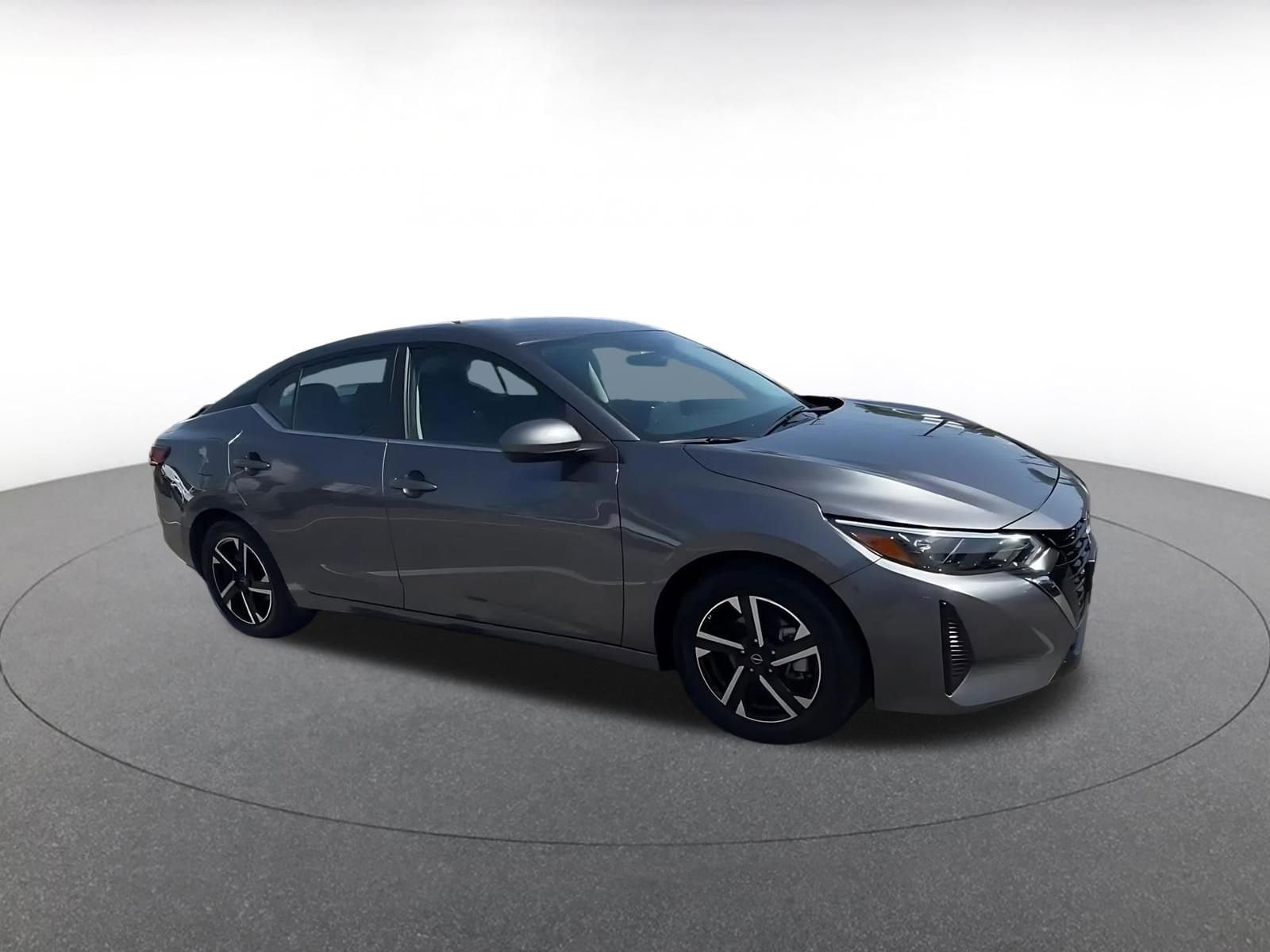 Thumbnail: 2025 Nissan Sentra - 2