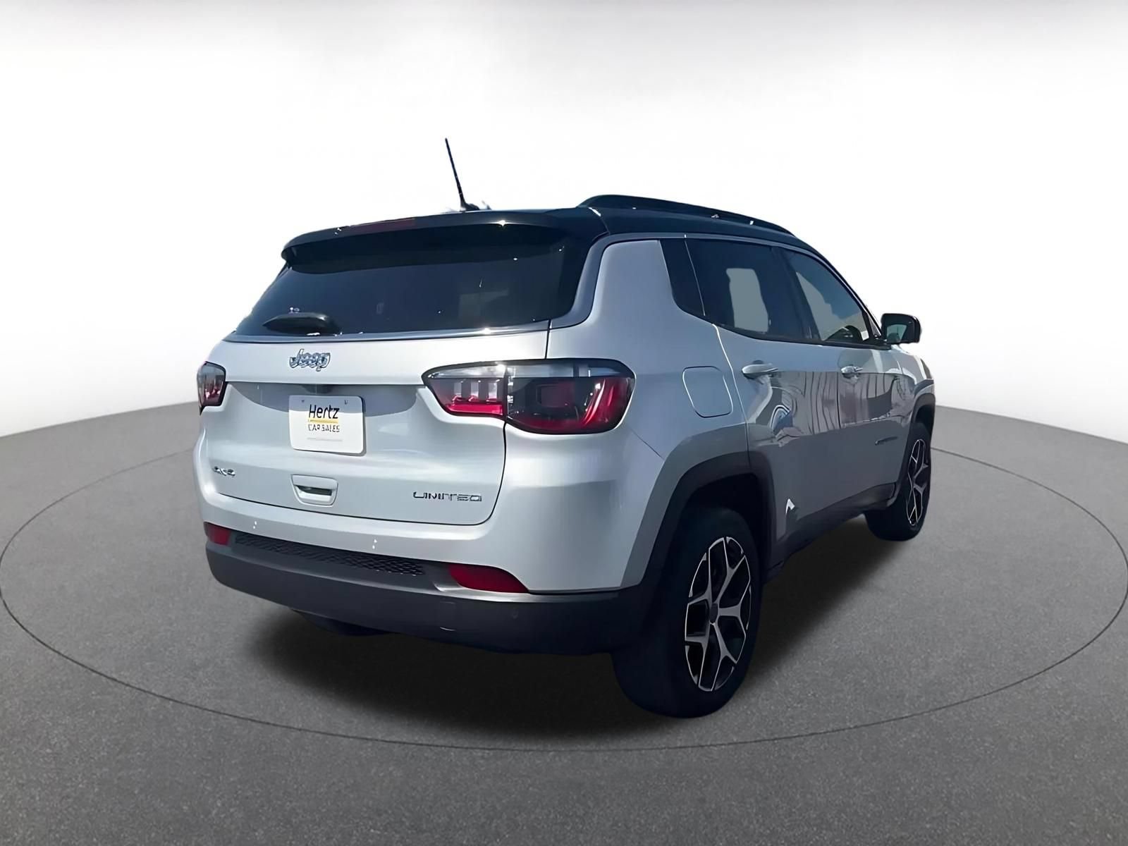 Thumbnail: 2025 Jeep Compass - 14