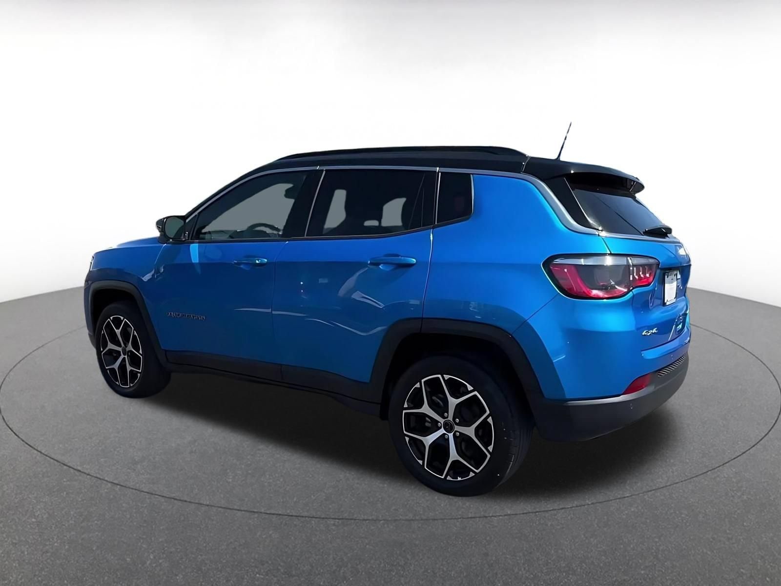 Thumbnail: 2025 Jeep Compass - 10