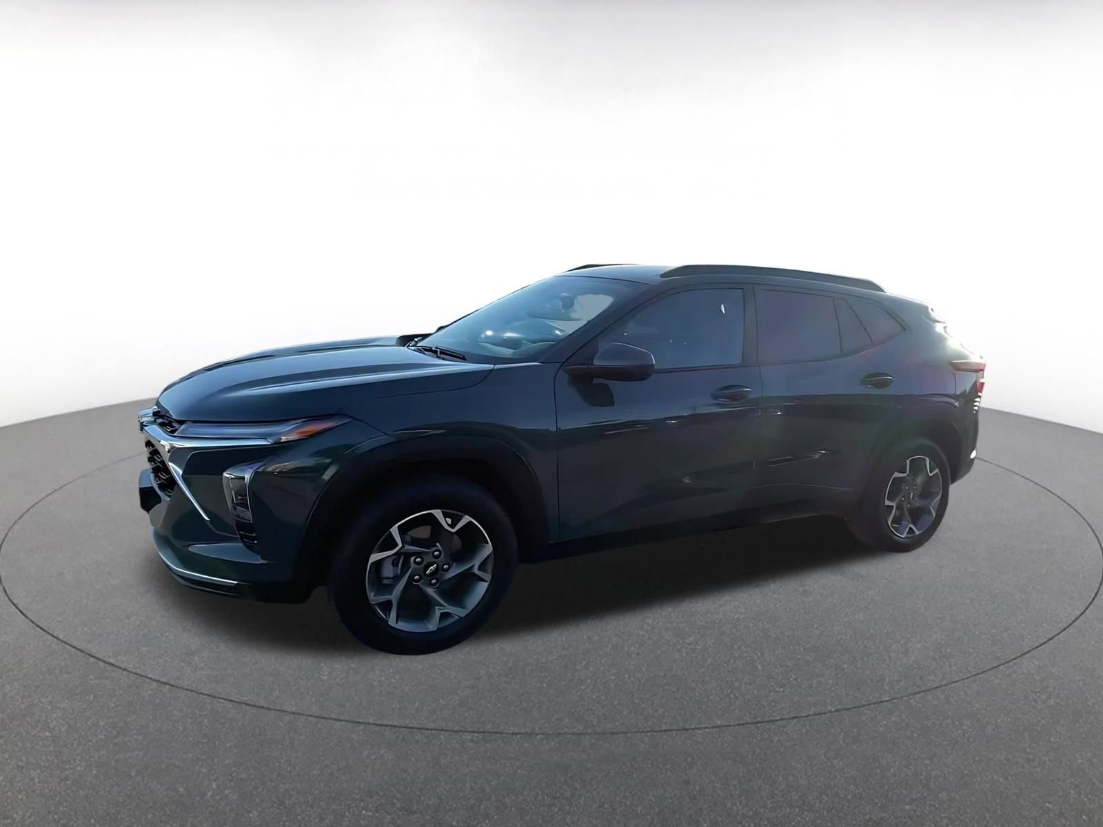 Thumbnail: 2025 Chevrolet Trax - 8