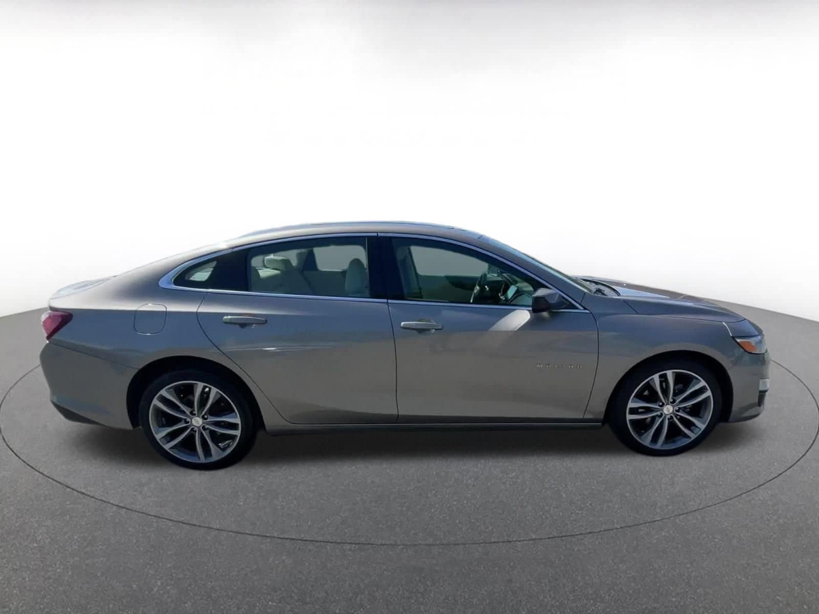 Thumbnail: 2024 Chevrolet Malibu - 16