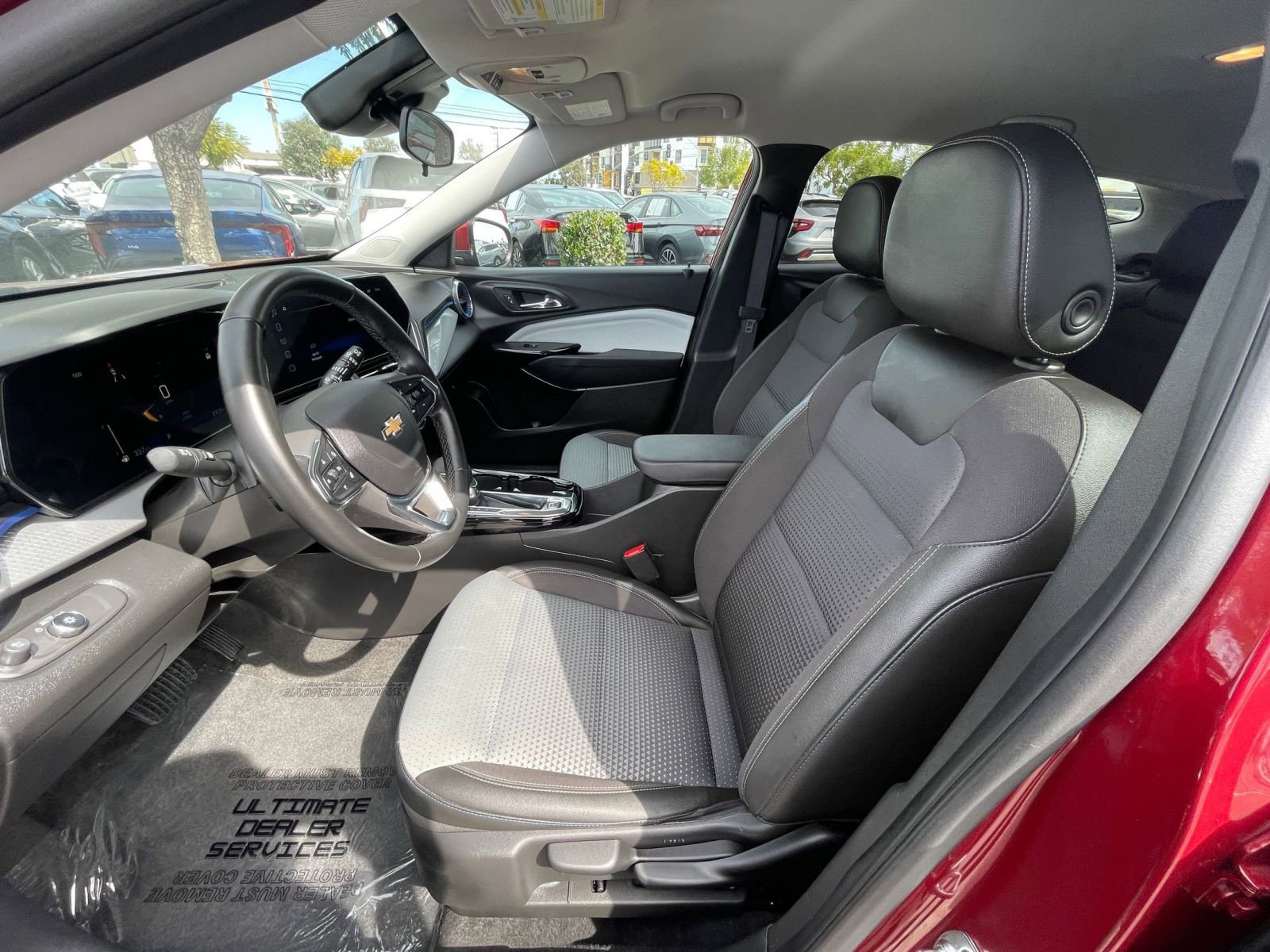 Thumbnail: 2025 Chevrolet Trax - 28