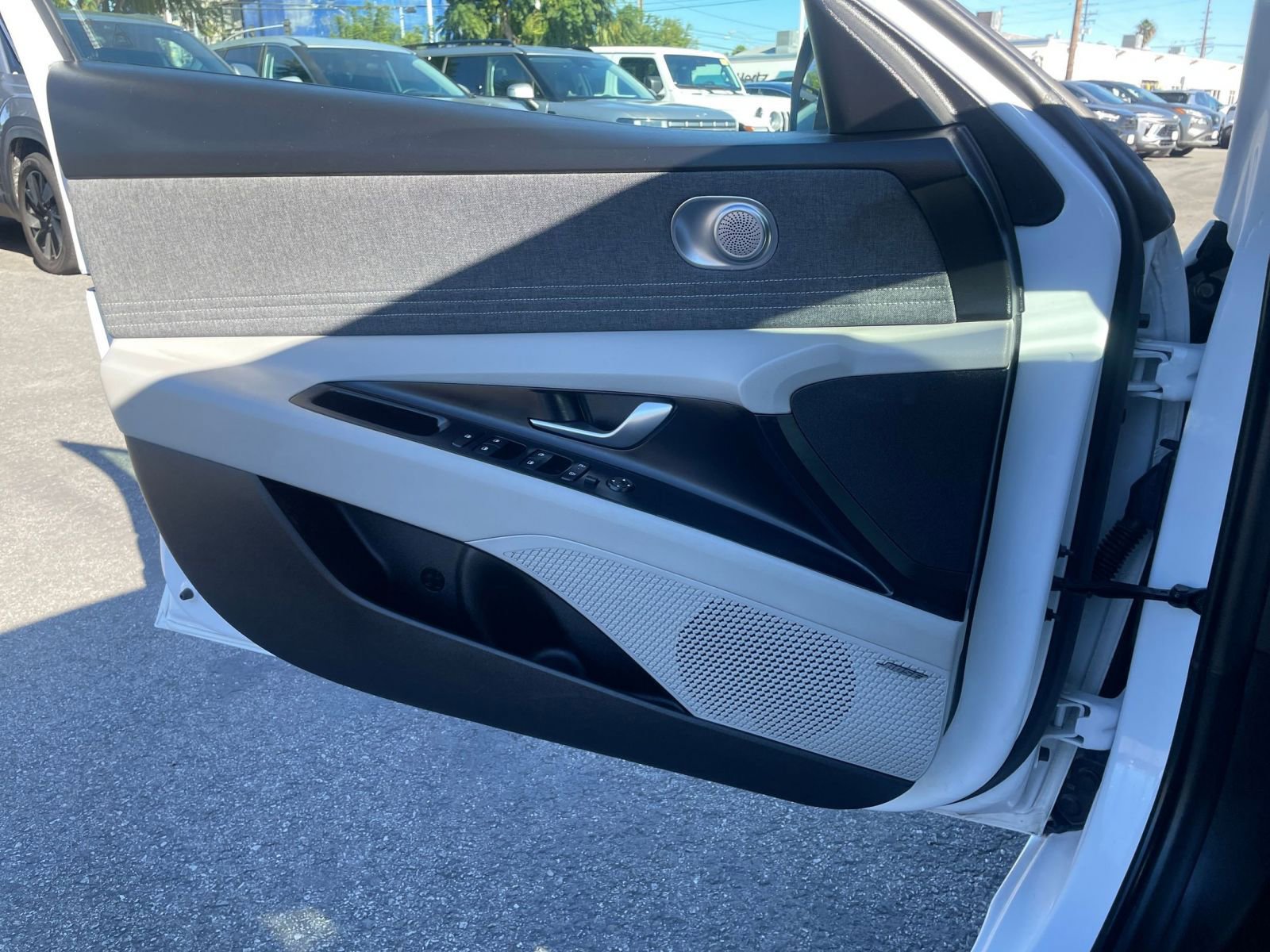 Thumbnail: 2025 Hyundai Elantra - 20