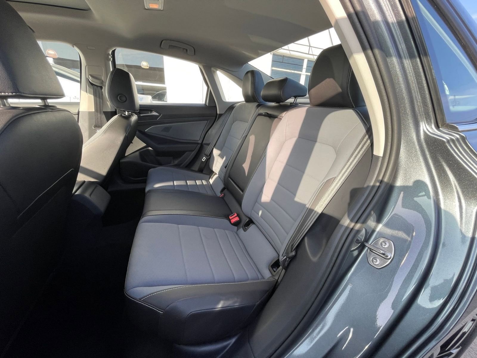 Thumbnail: 2025 Volkswagen Jetta - 25