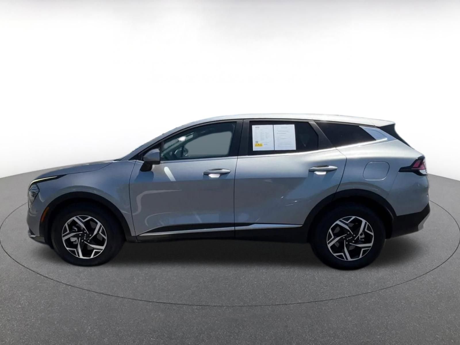 Thumbnail: 2025 Kia Sportage - 9