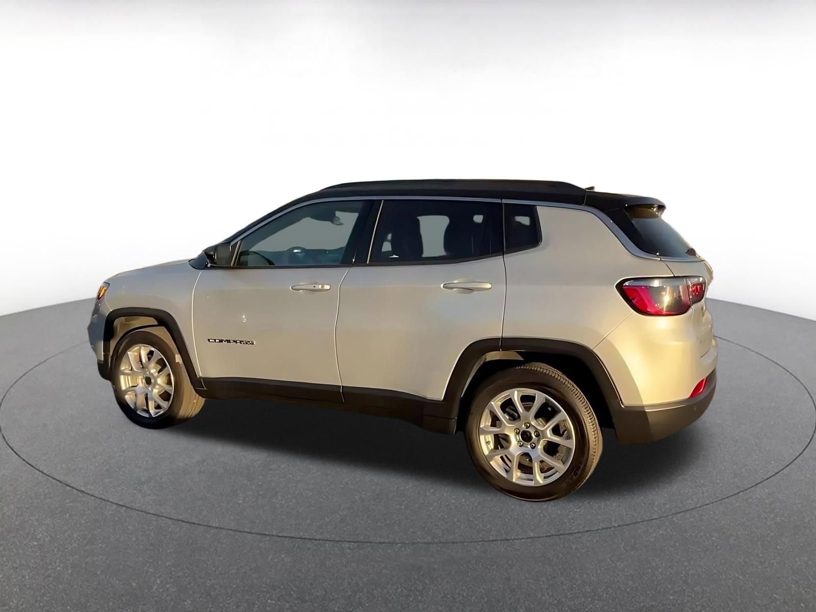 Thumbnail: 2025 Jeep Compass - 10