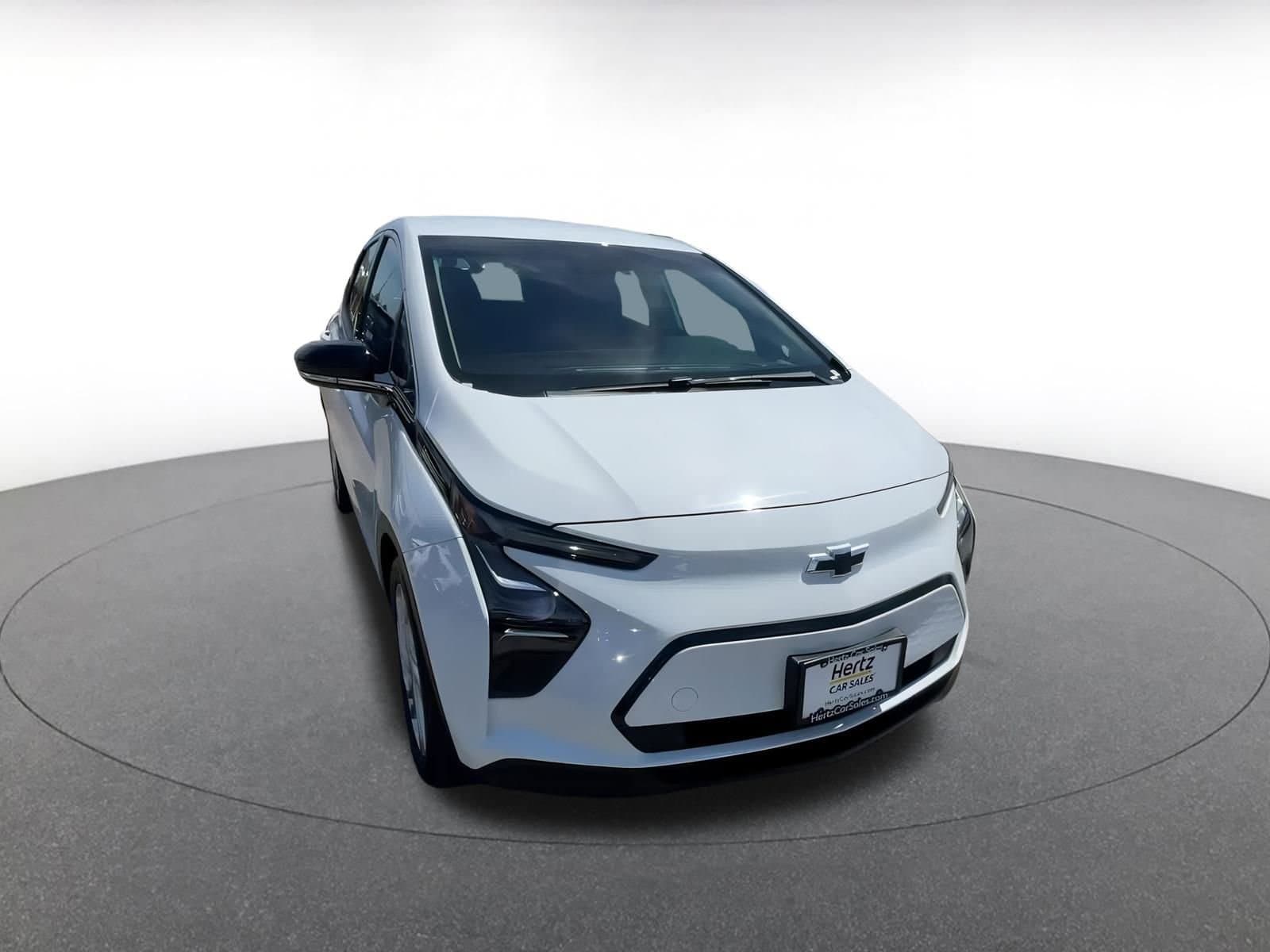 Thumbnail: 2023 Chevrolet Bolt EV - 3