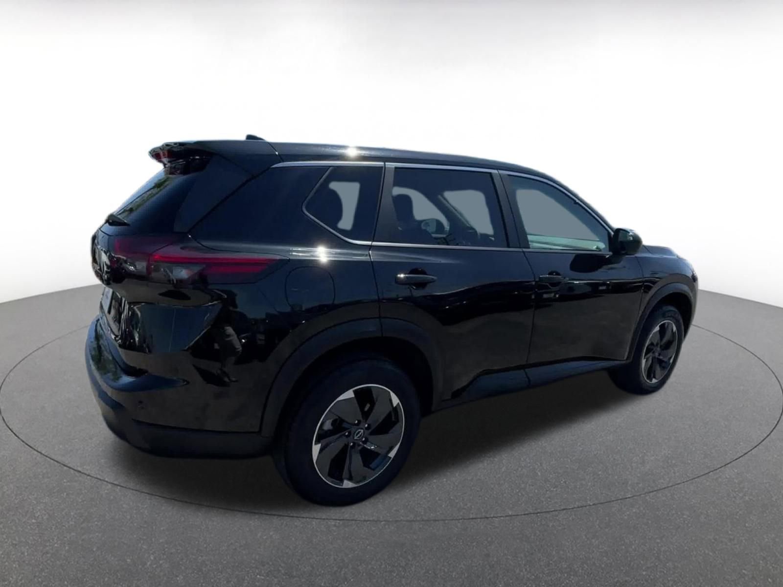 Thumbnail: 2024 Nissan Rogue - 15