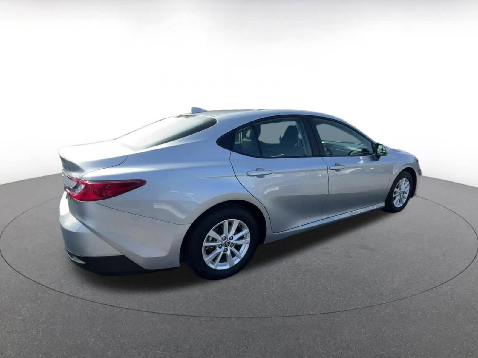 Thumbnail: 2025 Toyota Camry - 15