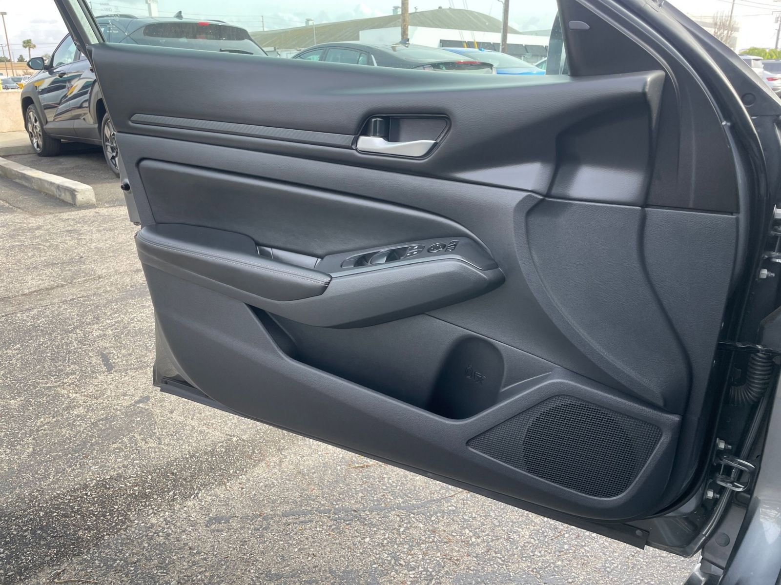 Thumbnail: 2025 Nissan Altima - 18