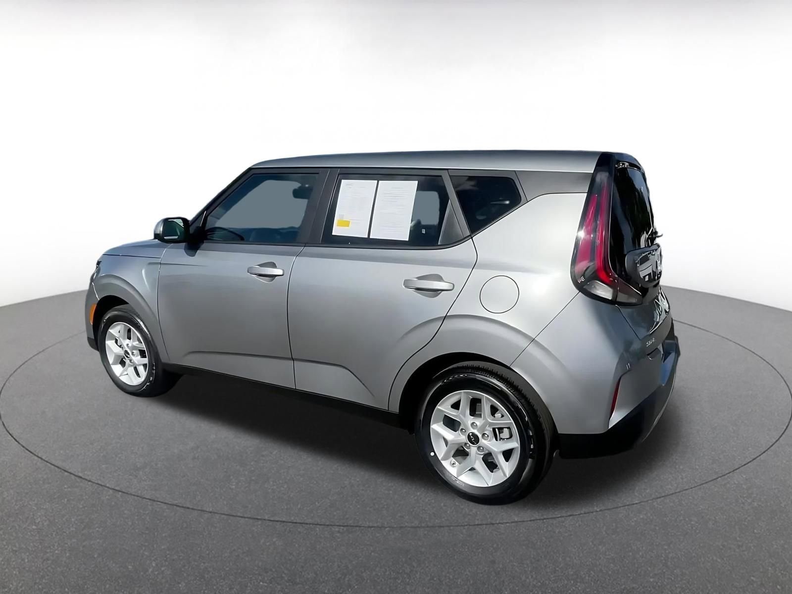 Thumbnail: 2025 Kia Soul - 10