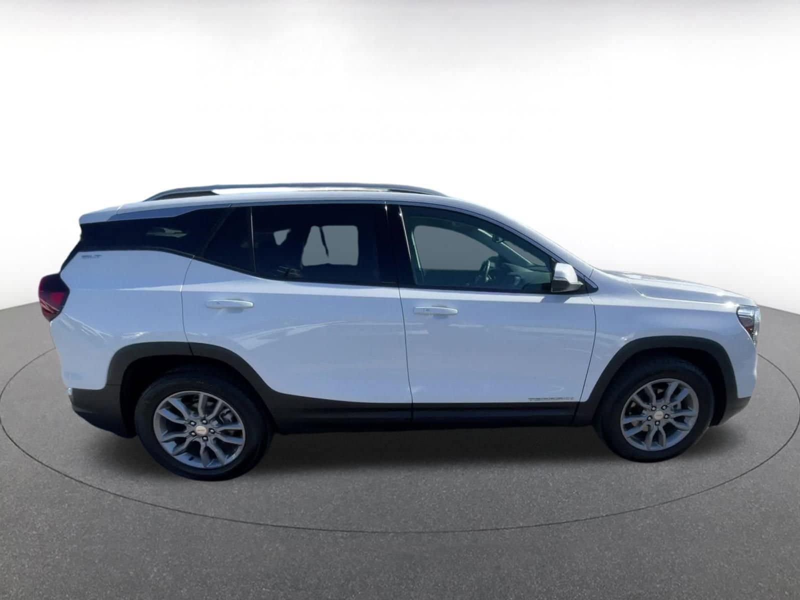 Thumbnail: 2024 GMC Terrain - 16