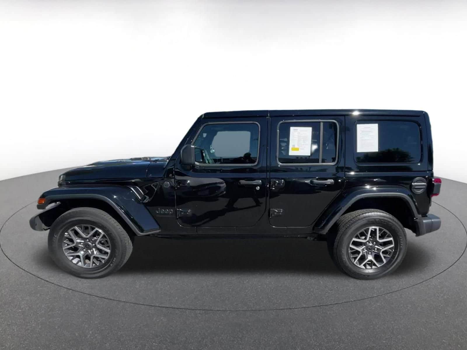Thumbnail: 2025 Jeep Wrangler - 9