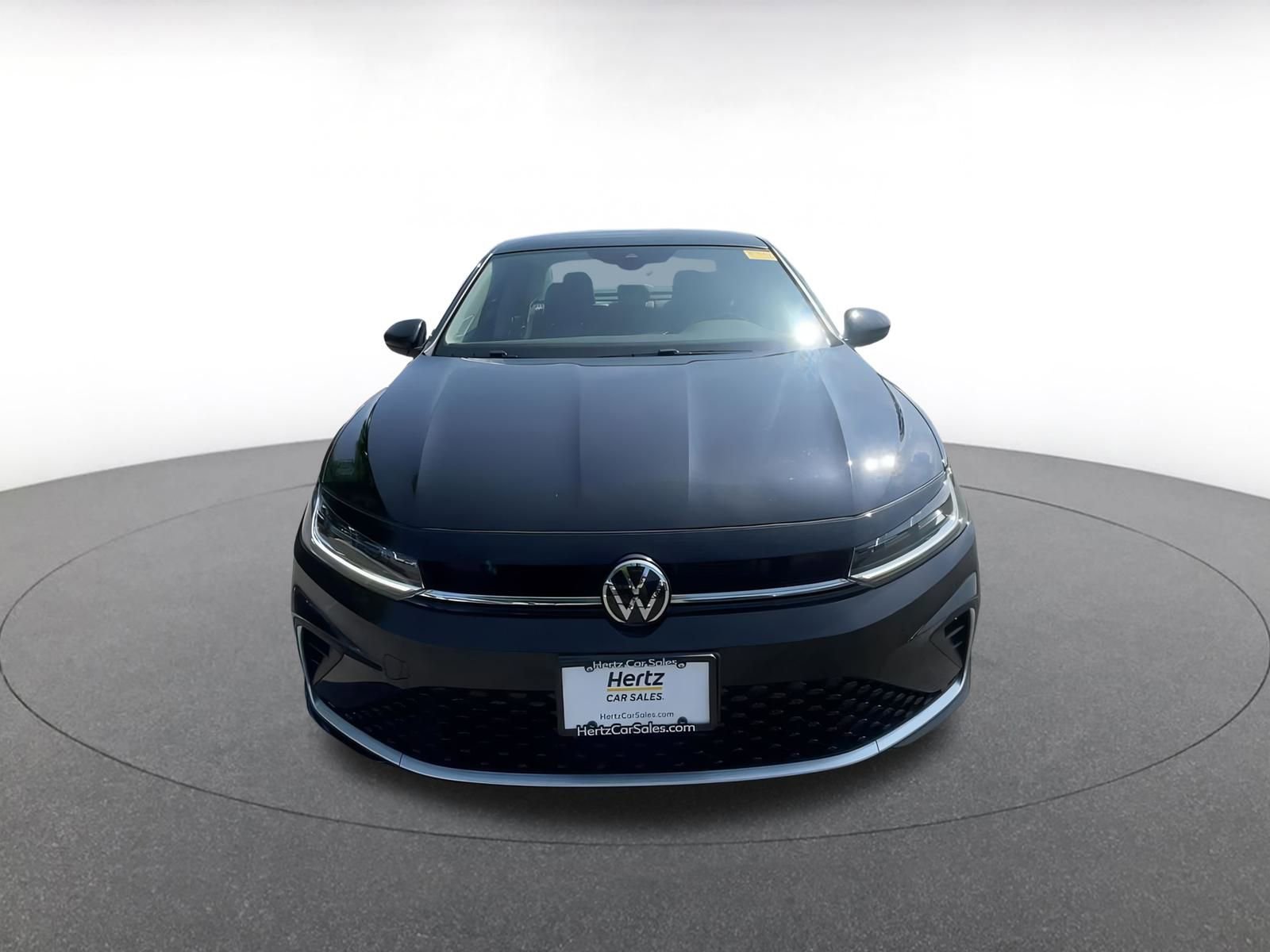 Thumbnail: 2025 Volkswagen Jetta - 4