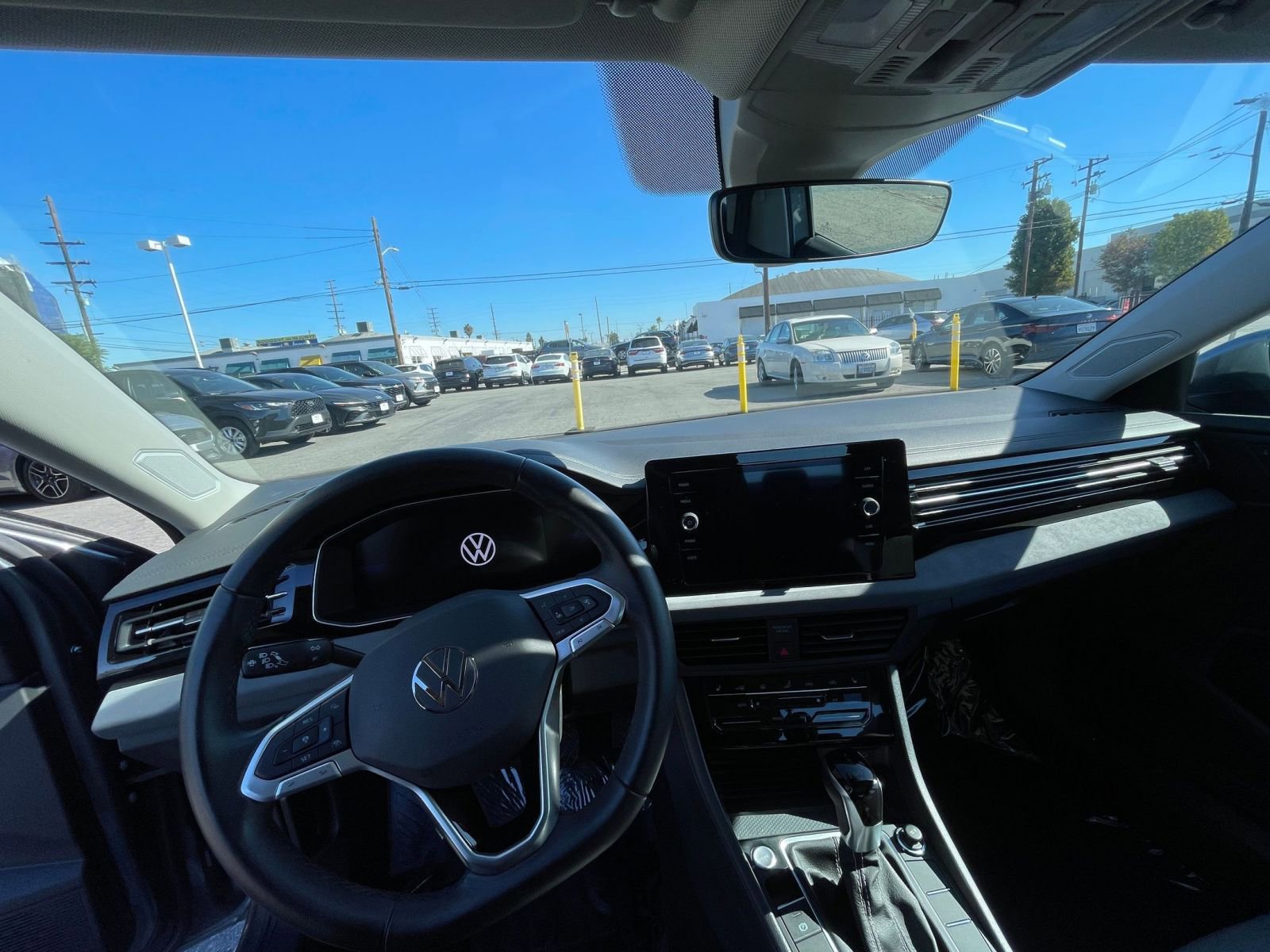 Thumbnail: 2025 Volkswagen Jetta - 33