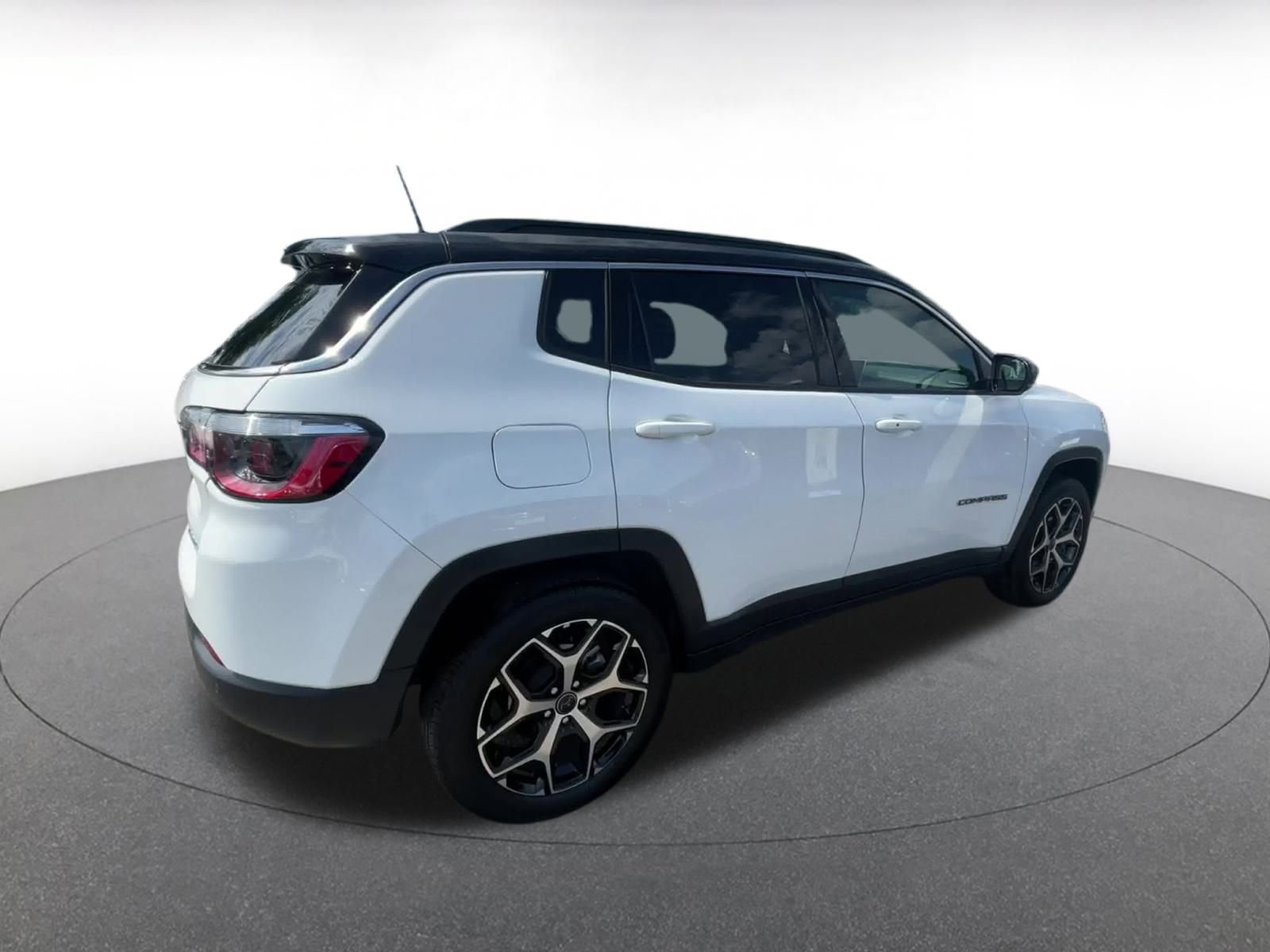 Thumbnail: 2025 Jeep Compass - 15